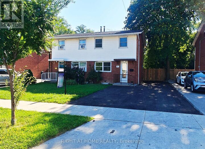 Photo de la propriété: 381 East 23rd Street ON L8V 2X5