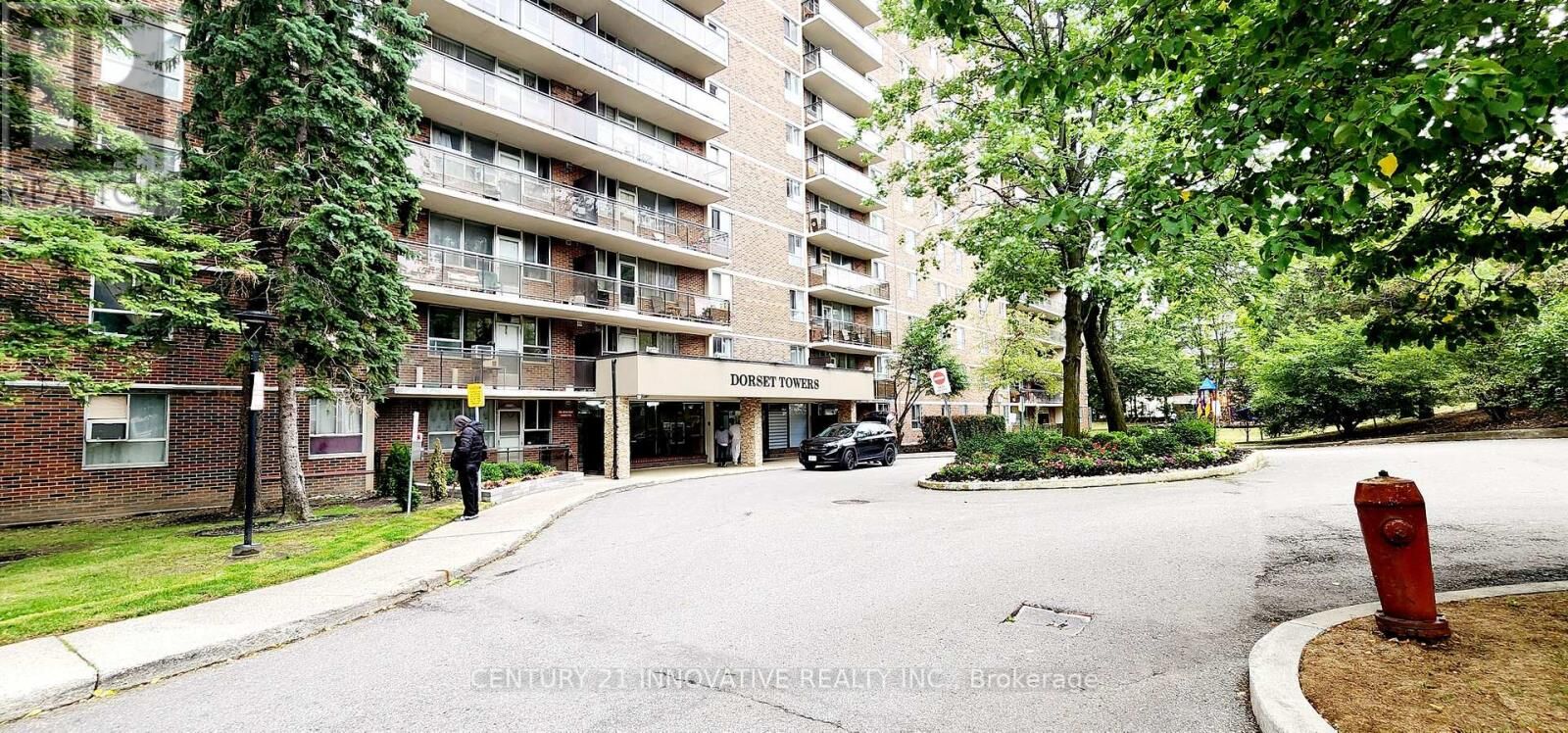 Property Photo: 1950 Kennedy Road 405 ON M1P 4S9