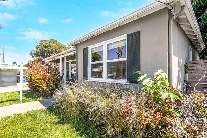 Property Photo: 641 Jordan Way CA 94541