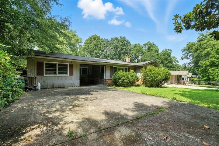 Property Photo:  7099 Lakeview Lane  GA 30360 