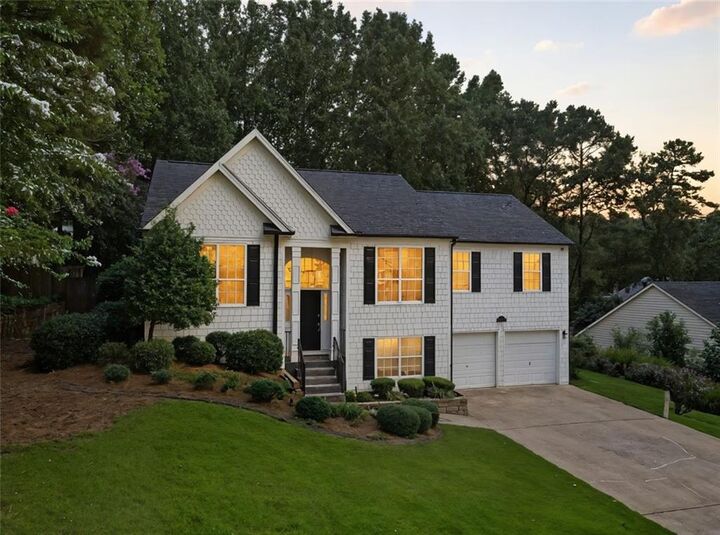 Property Photo: 5525 Tallantworth Trail GA 30040