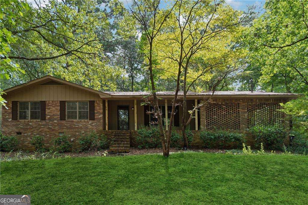 Property Photo: 10195 Westview Drive SW GA 30014