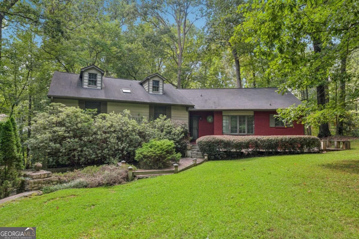 Property Photo:  107 Bunnie Trail  GA 30294 