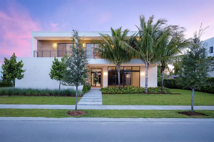 Property Photo:  16722 S Botaniko Dr S  FL 33326 