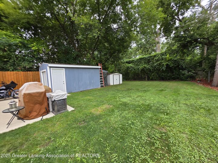 Property Photo:  511 N Catherine Street  MI 48917 