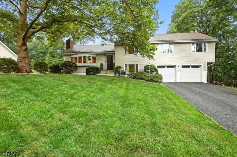 Property Photo: 8 Timber Hill Dr NJ 07039