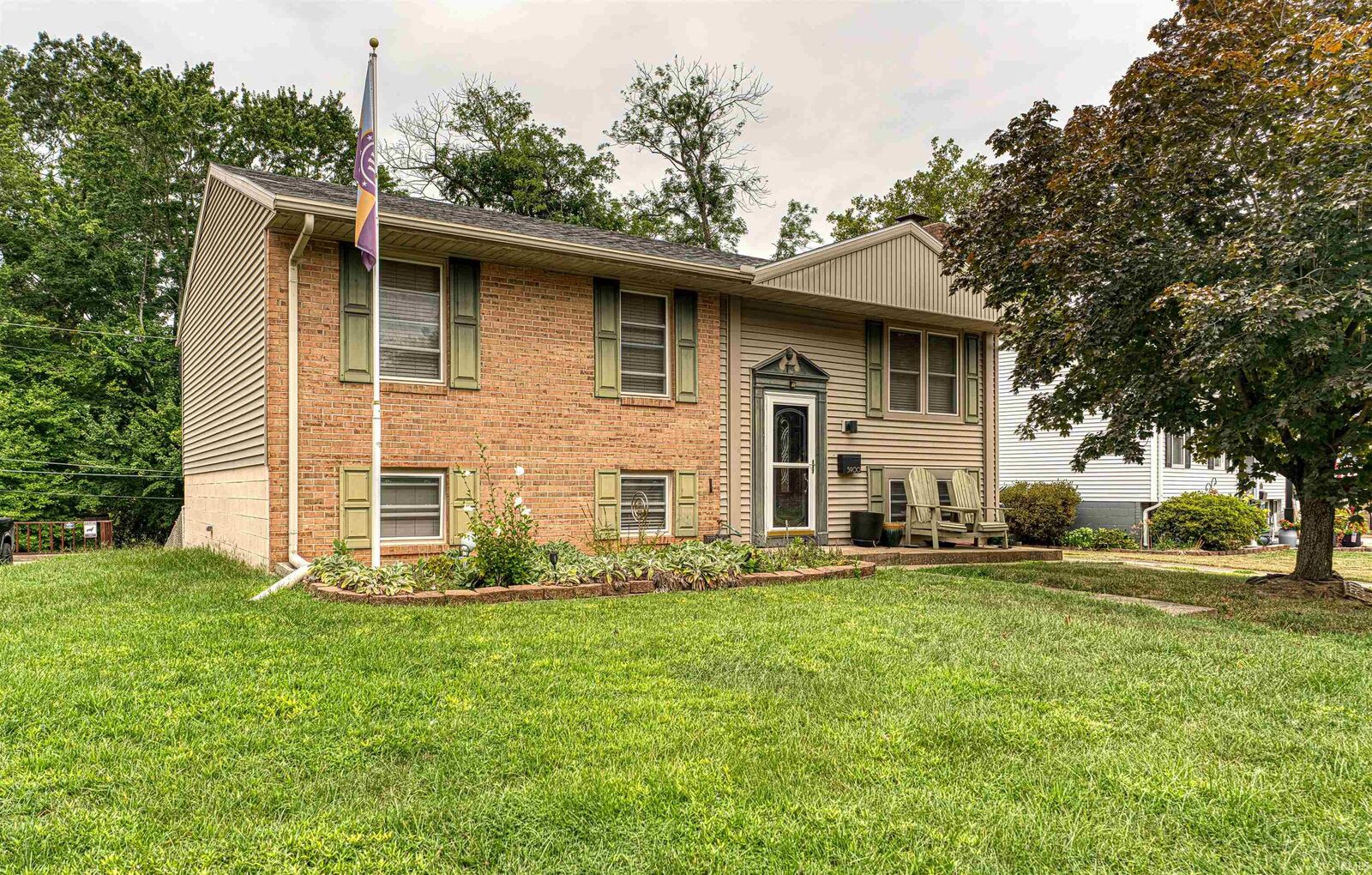 Property Photo:  5900 Berry Lane  IN 47710 