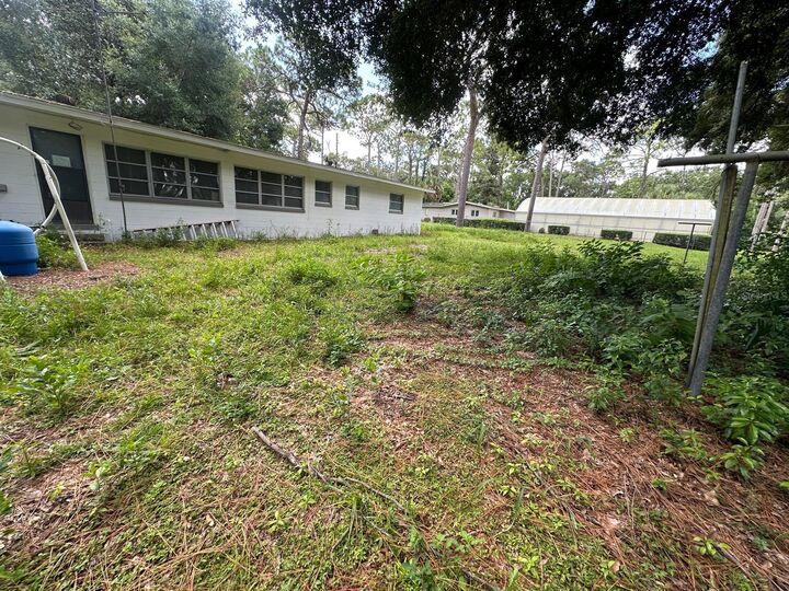 Property Photo: 506 N Lake Pleasant Road FL 32712