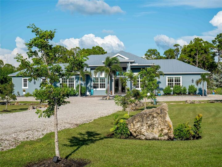 Property Photo: 9016 Falcon Court FL 34293