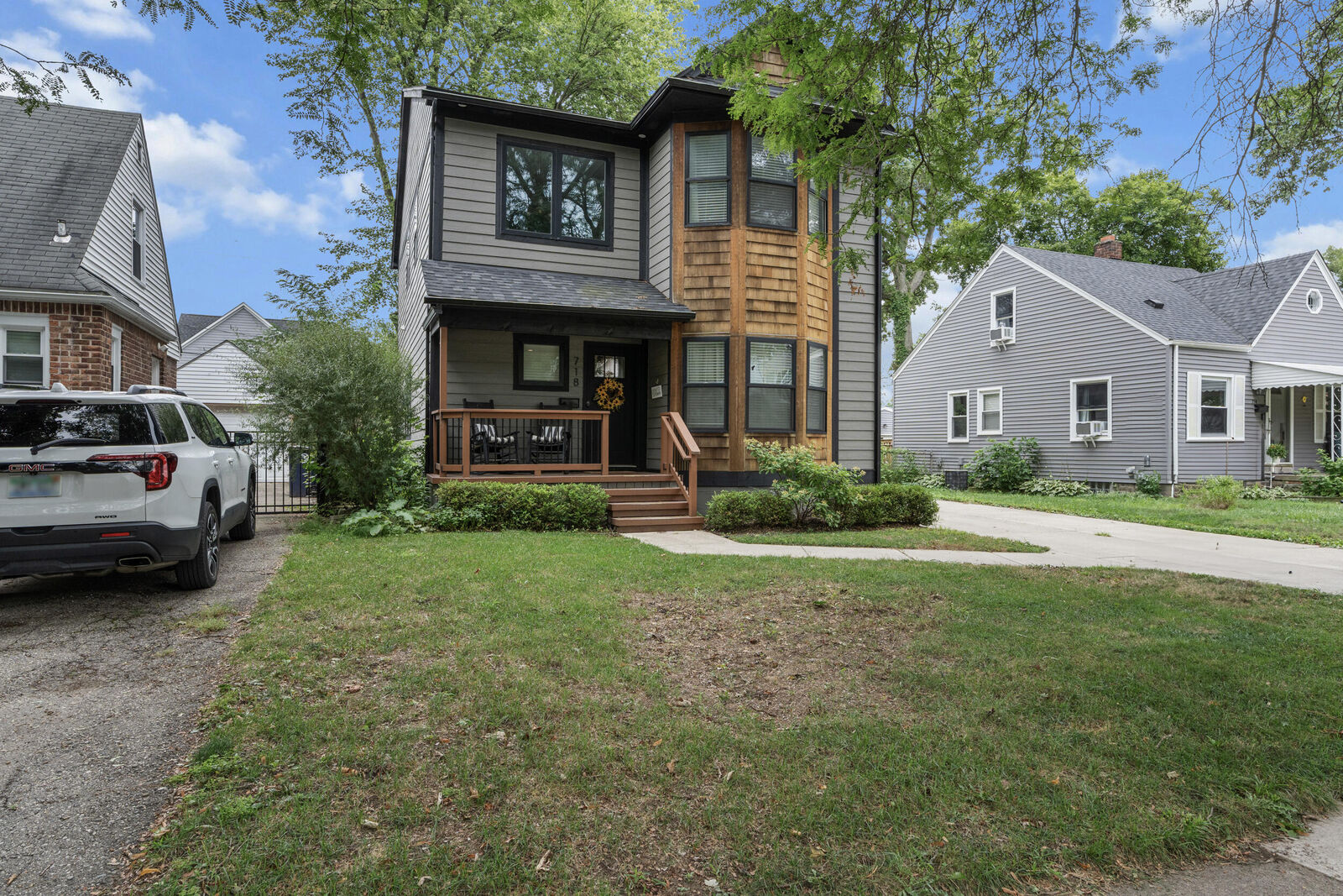 Property Photo:  718 N Alexander Avenue  MI 48067 