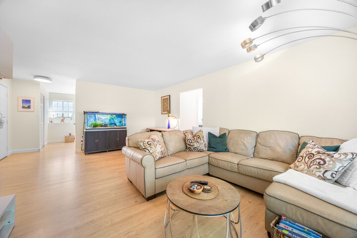 Property Photo:  9061 Somerset Court 16  IL 60462 