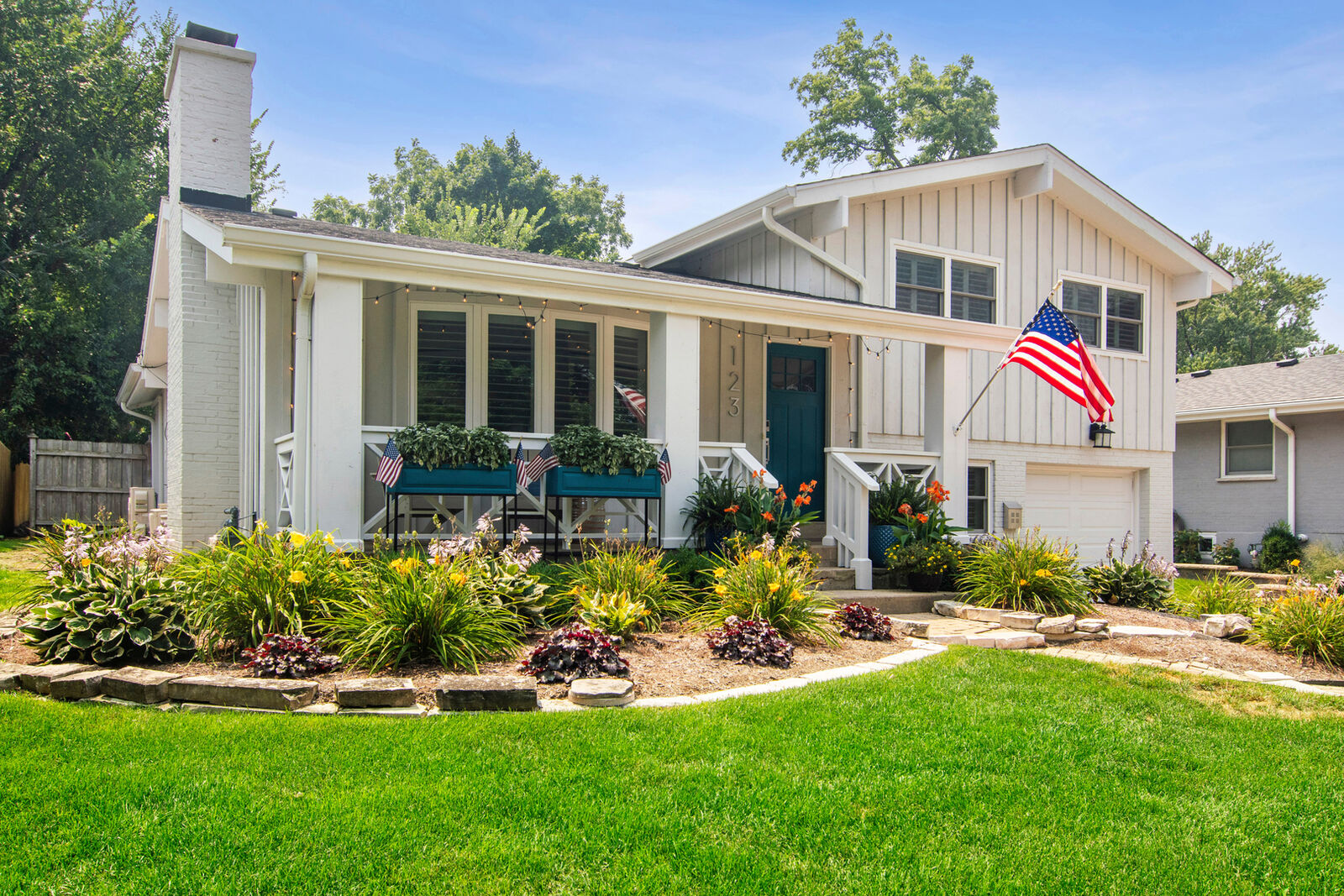 Property Photo: 123 Sturtz Street IL 60010