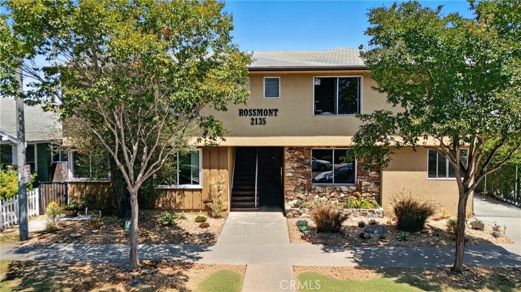Property Photo:  2135 E Florida Street 7  CA 90814 
