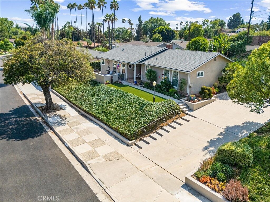 Property Photo:  1007 Glenhaven  CA 92835 