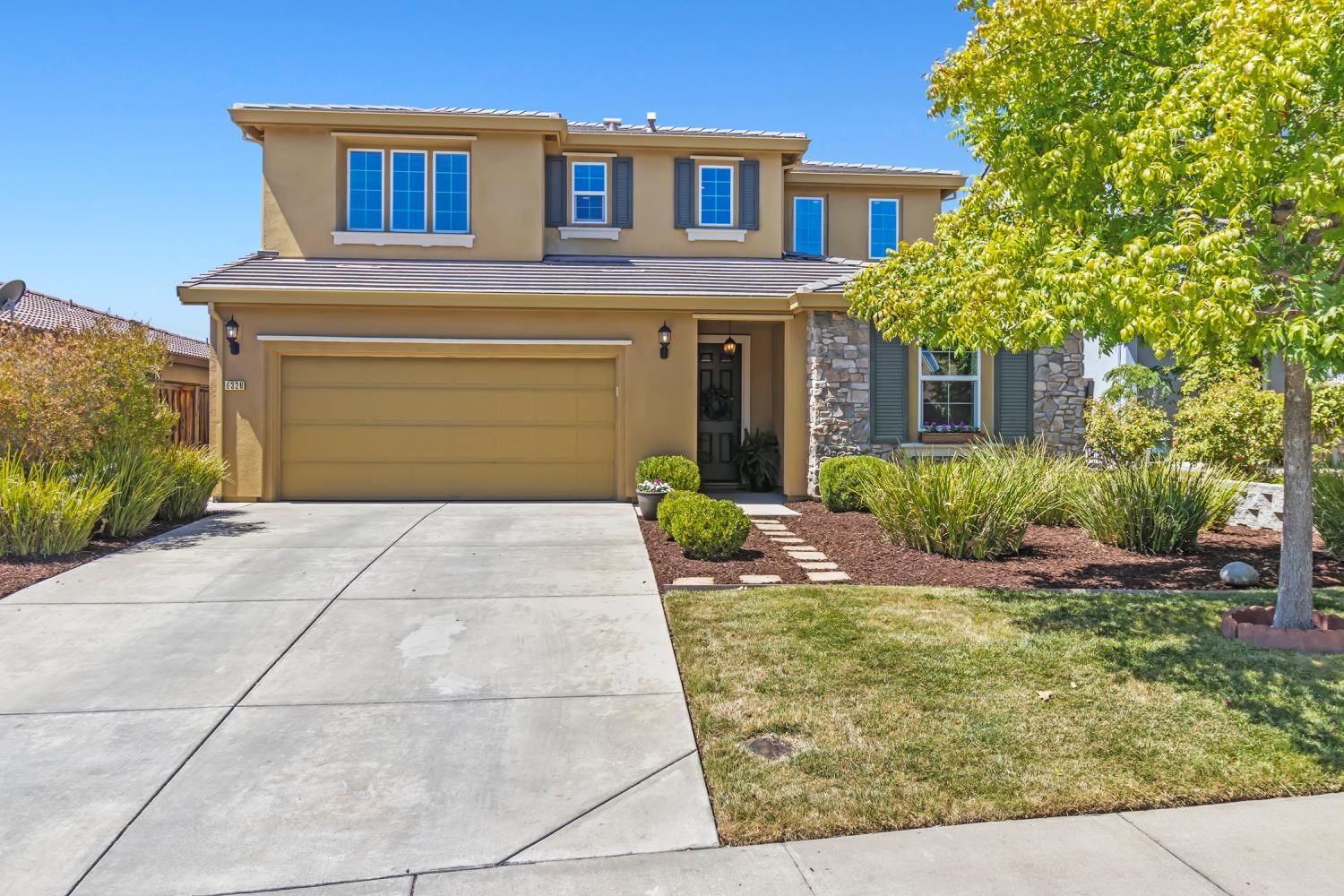 Property Photo:  6326 Lookout Pass Way  CA 95765 