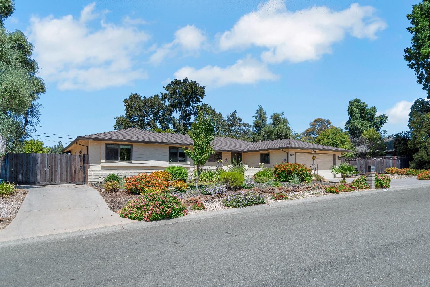 Property Photo: 8117 Shangrila Drive CA 95628