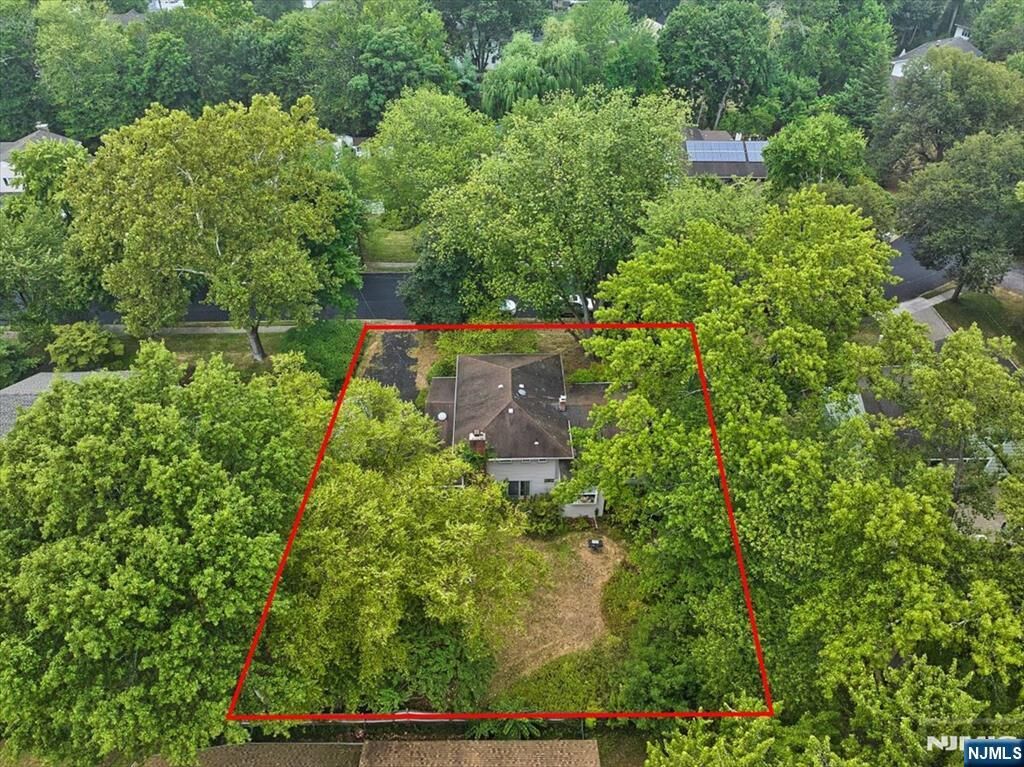 Property Photo: 532 Hobart Road NJ 07652