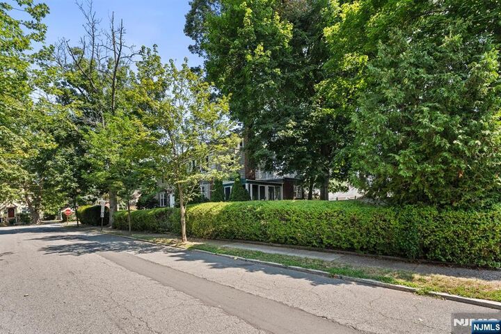 Property Photo: 325 Central Avenue NJ 07631