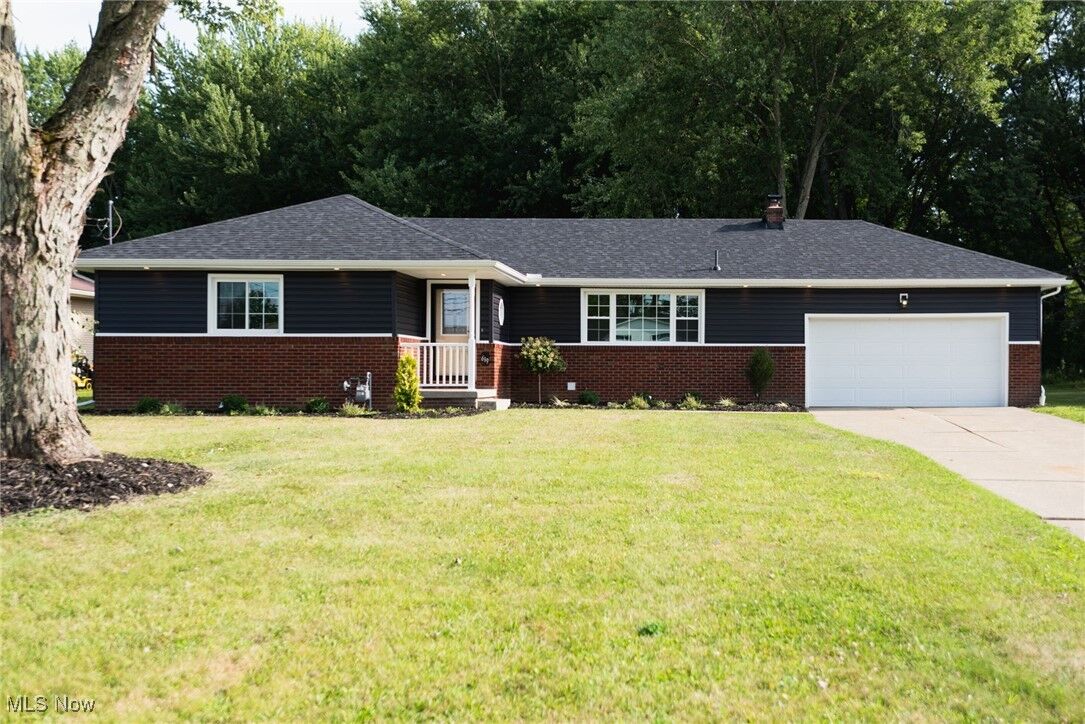 Property Photo:  619 Robinson Road  OH 44405 