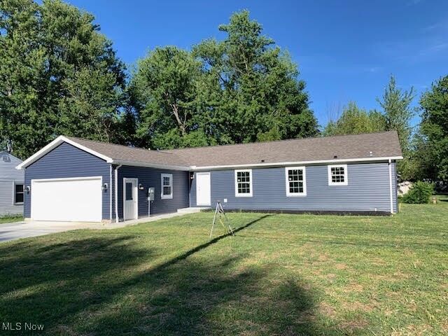 Property Photo:  960 Robinhood Avenue  OH 44077 