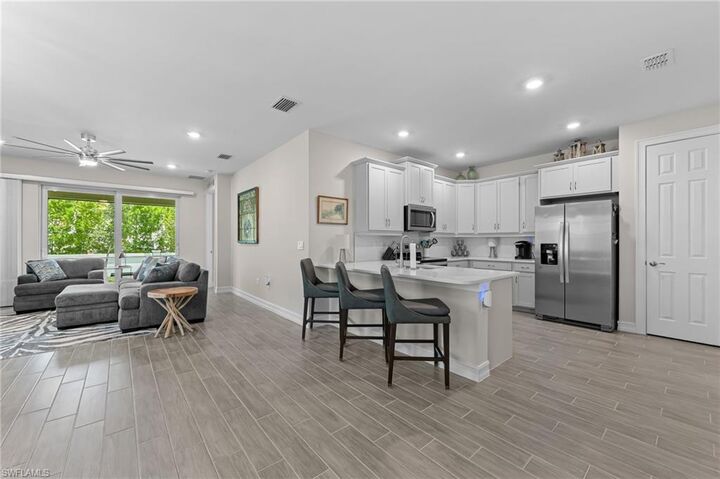Property Photo: 1029 Tranquil Brook Dr FL 34114