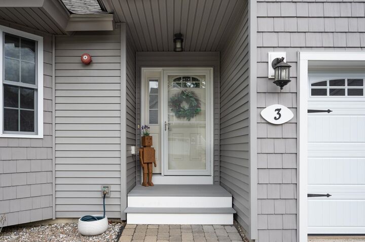 Property Photo: 3 Guernsey Drive NH 03811