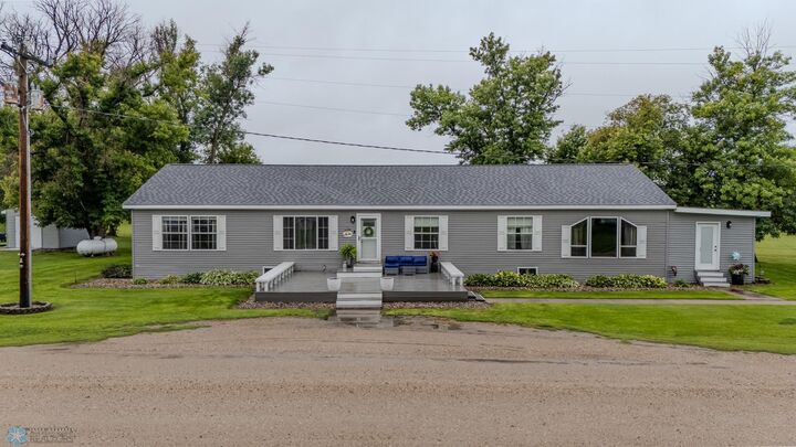 Property Photo: 219 4th St ND 58079