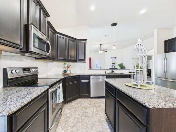 Property Photo: 2218 Abela Drive TX 75165