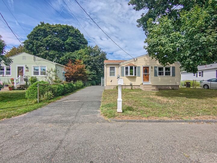 84 Glendale Street  Chicopee MA 01020 photo