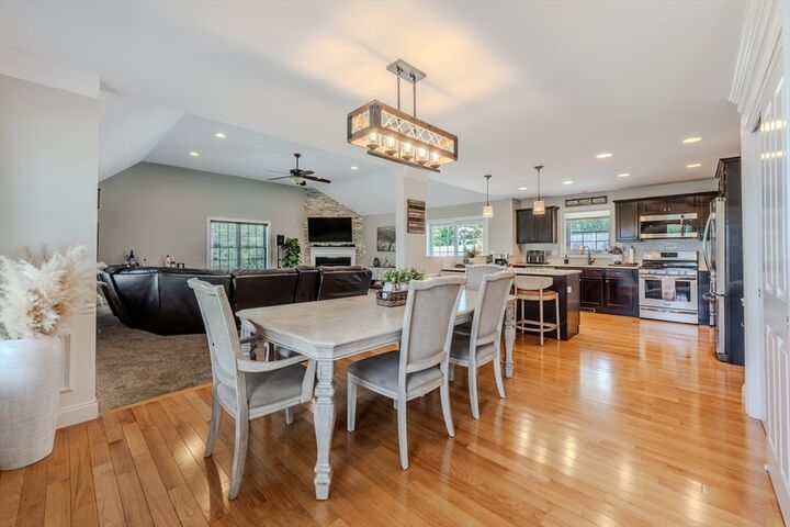 Property Photo:  37 Saddle Rd  MA 01826 