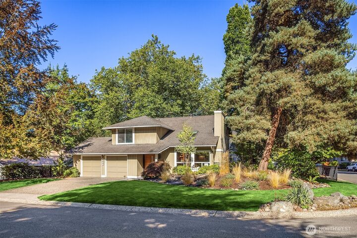 Property Photo: 4466 146th Avenue SE WA 98006