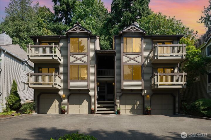 304  10th Street  Kirkland WA 98033 photo