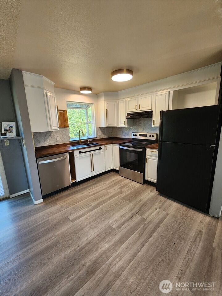 Property Photo:  5415  105 Street NE  WA 98270 