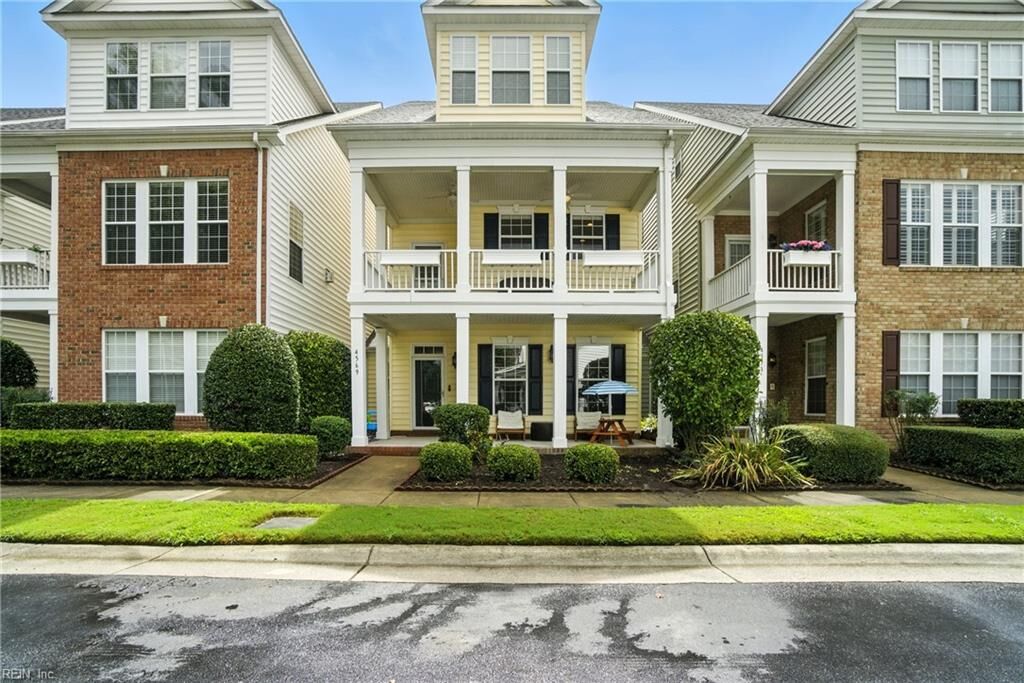 Property Photo: 4569 Totteridge Ln VA 23462