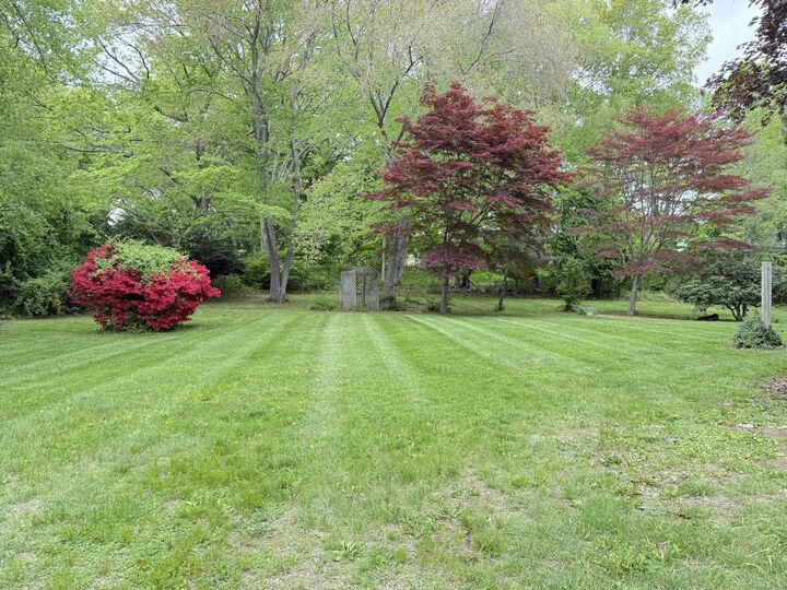 Property Photo:  11 Pond Circle Road  CT 06498 