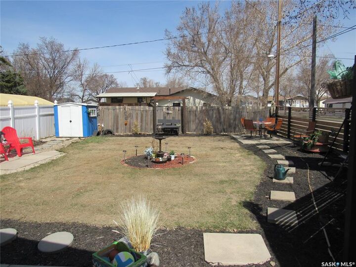 Property Photo:  301 6th Avenue W  SK S0L 2V0 