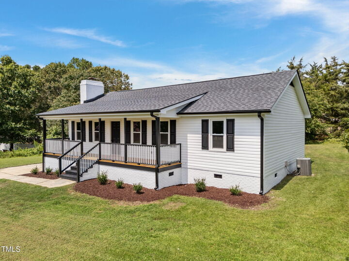 Property Photo:  2704 Stageline Drive  NC 27603 