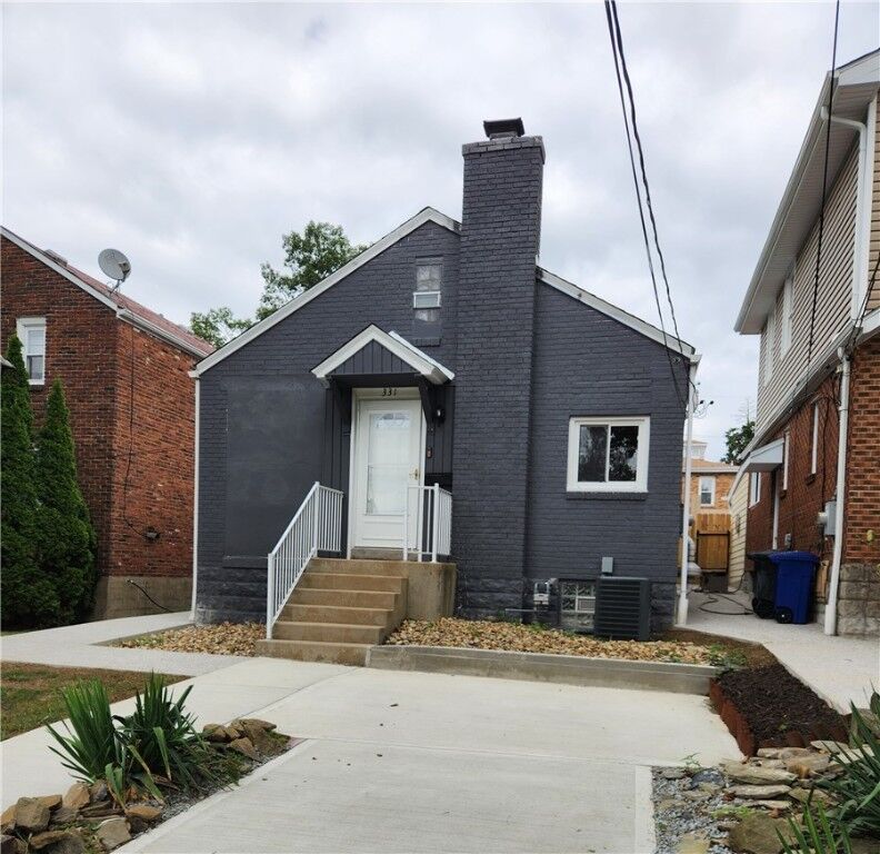 Property Photo: 331 Redwood St PA 15210