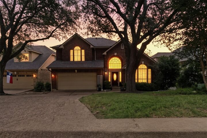 Property Photo: 10116 Scull Creek Drive TX 78730