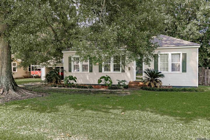Property Photo: 603 Westend LA 70760
