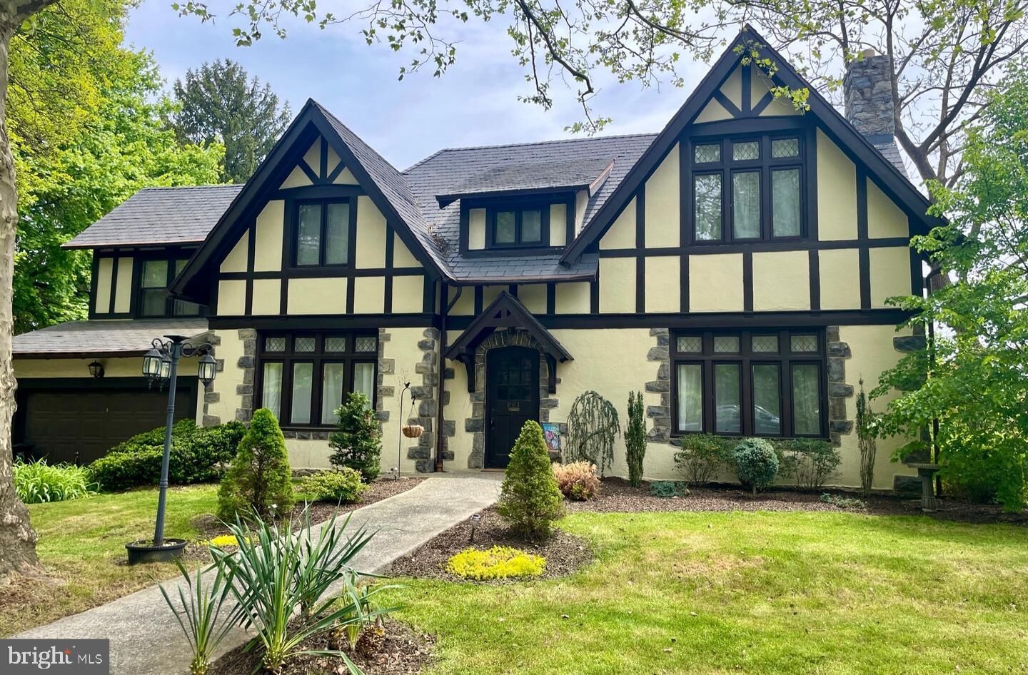 Property Photo: 601 Brighton Avenue PA 19606