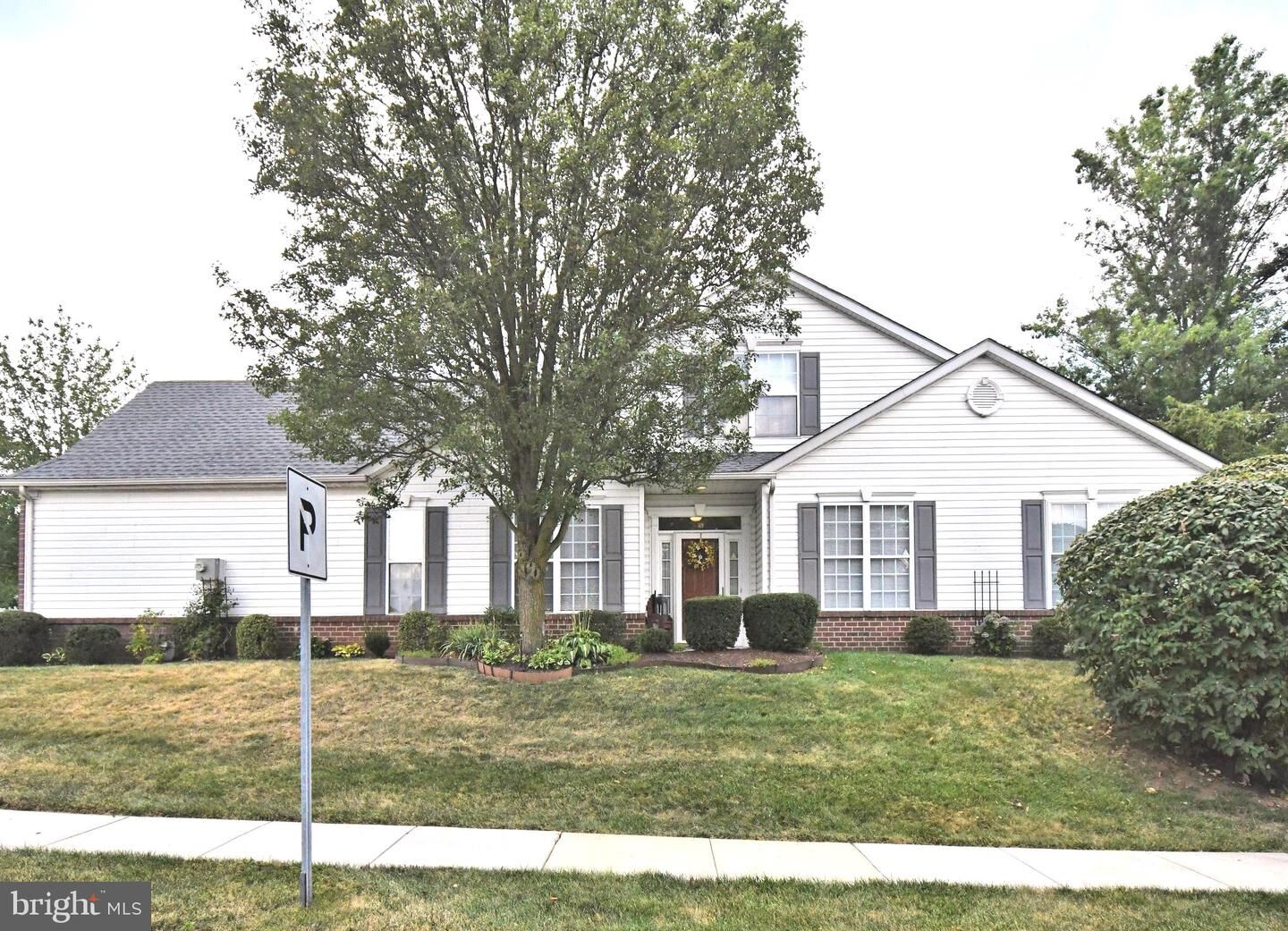 Property Photo:  2 Newbury Way  PA 19446 