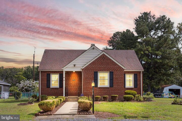17202 Mulberry Lane  Bowling Green VA 22427 photo