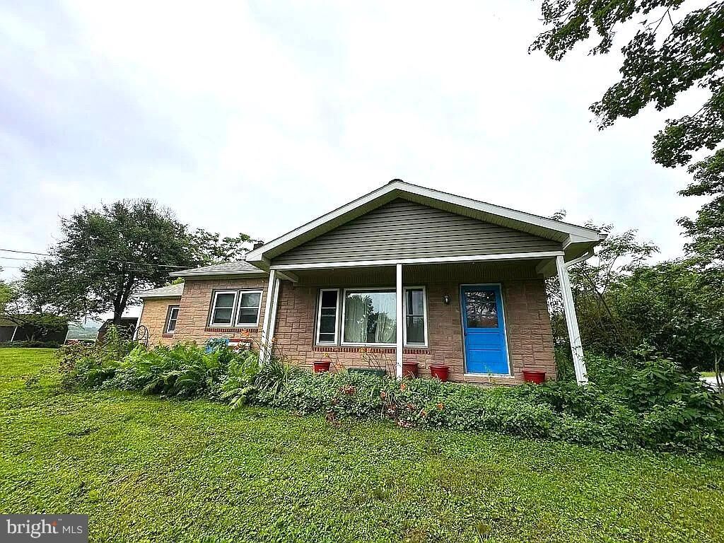 Property Photo: 1175 N River Road PA 17032