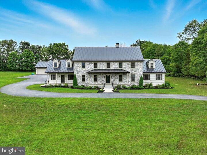 160 Vida Lane  Dover PA 17315 photo