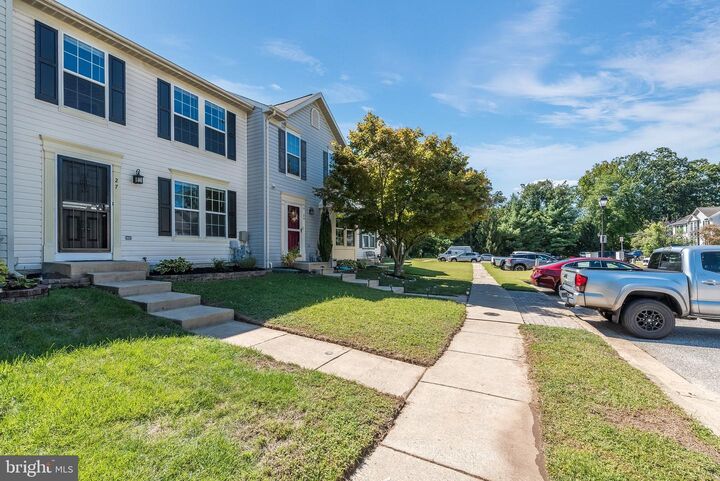 Property Photo:  27 Cutter Cove Court  MD 21220 
