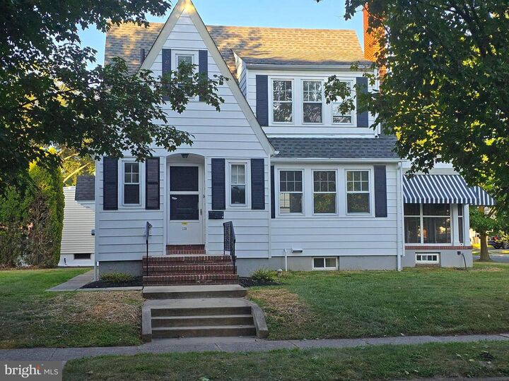 130 Crescent Avenue  Hamilton NJ 08619 photo