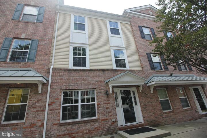 Property Photo:  17 Cliff Street  NJ 08611 