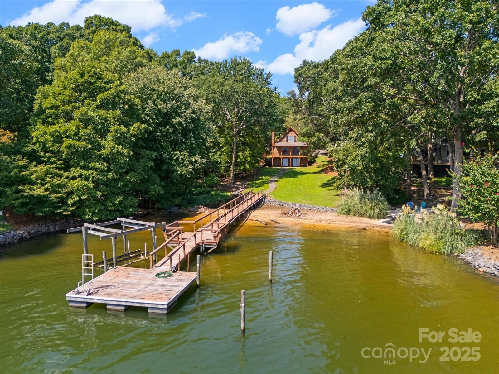 Property Photo: 5580 Crepe Myrtle Road SC 29745