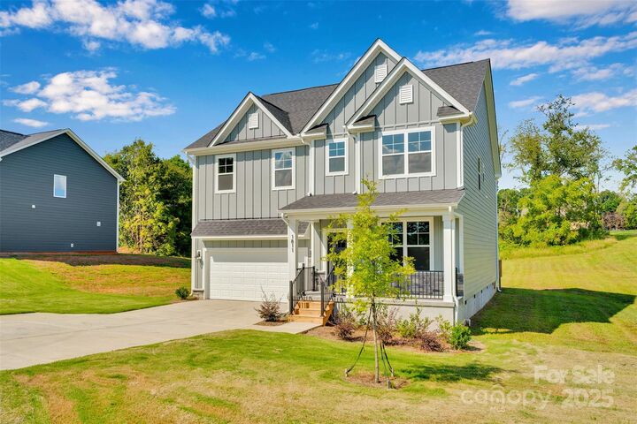Property Photo:  1811 Country Club Road 4  NC 28092 